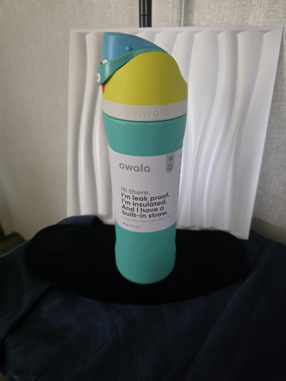 NWT Owala FreeSip 24oz Insulated Water Bottle - Summer Soiree (Retired)
